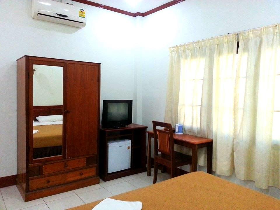 Villa Sisavad Guesthouse Вьентьян Экстерьер фото